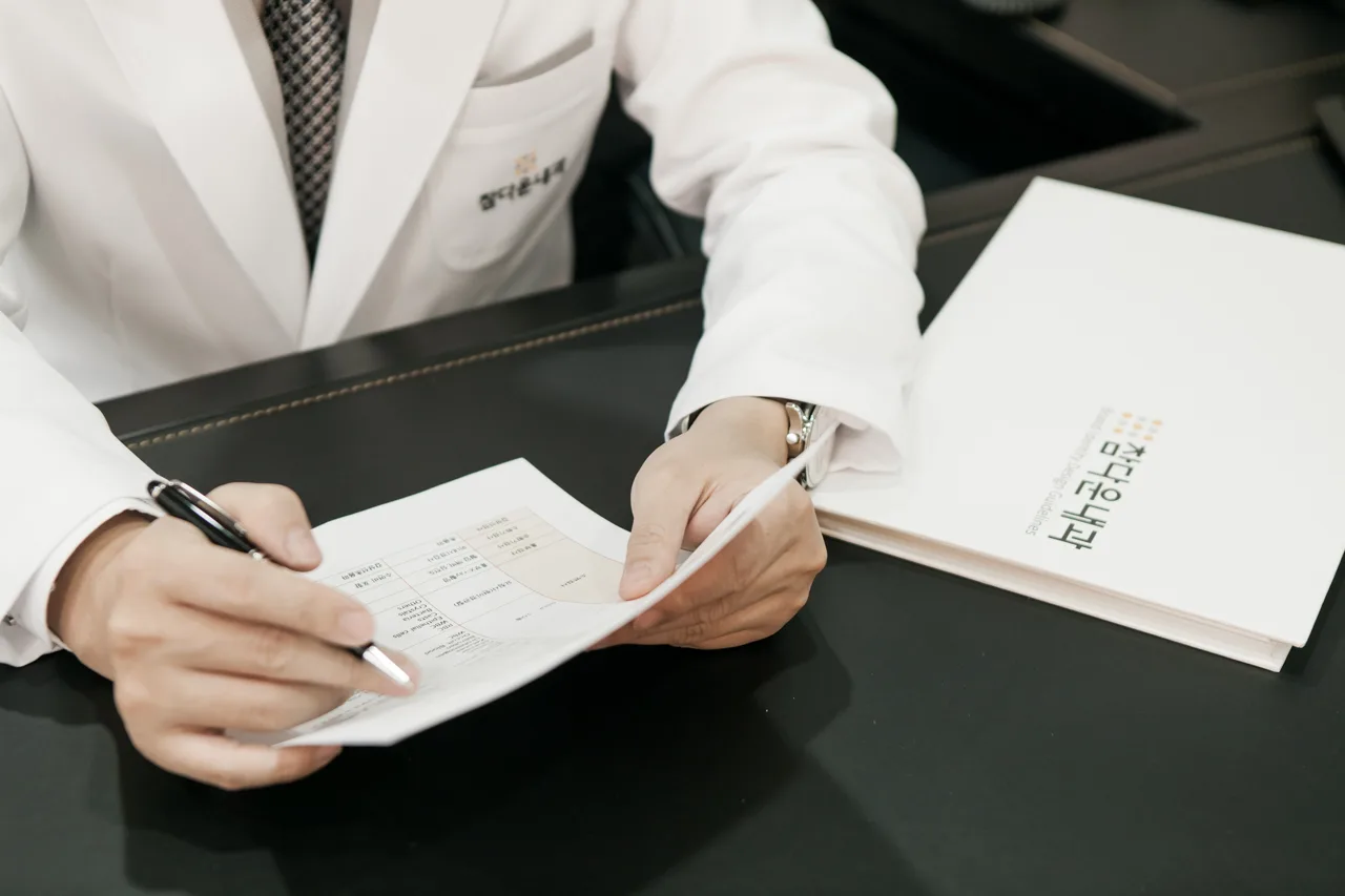 참다운내과 개원 브랜드 전략 구축 통합 브랜딩